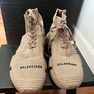 BALENCIAGA WOMEN'S SPEED 2.0 LACE-UP SNEAKER IN BEIGE